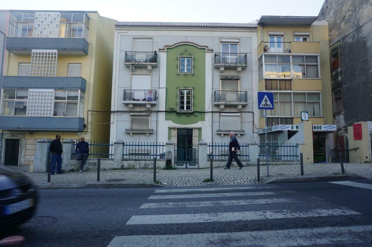 Room In Queluz 11 Minutes From Lisbon Экстерьер фото